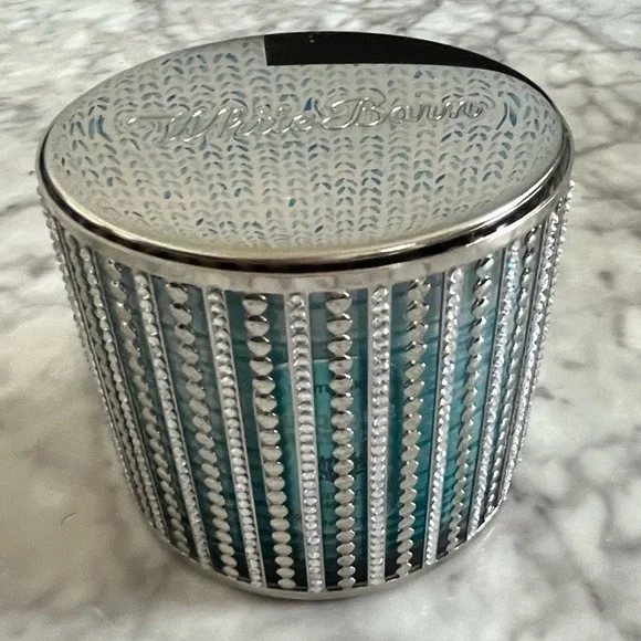 New Bath & Body Works Soy Candle and Silver Holder - Turquoise Waters Scent - Picture 10 of 11
